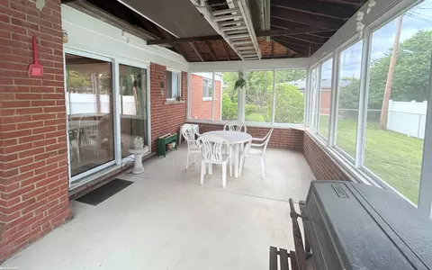 26168 Eureka, Warren, MI 48091 photo 20