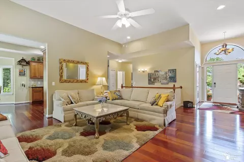 21508 Raintree, Macomb, MI 48044 photo 6