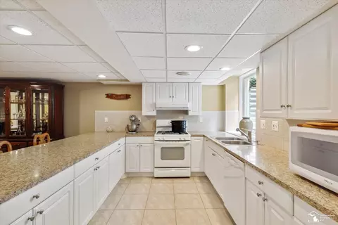 21508 Raintree, Macomb, MI 48044 photo 44