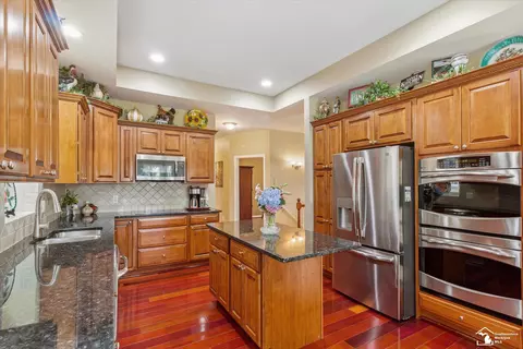 21508 Raintree, Macomb, MI 48044 photo 13