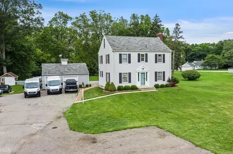 22395 Hall, Macomb Twp, MI 48042