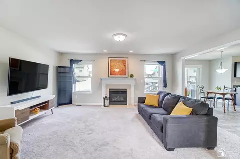 2050 Arbor, Monroe, MI 48162 photo 7