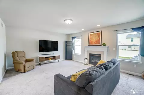 2050 Arbor, Monroe, MI 48162 photo 8