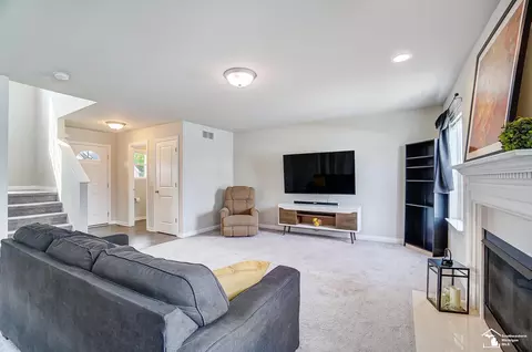 2050 Arbor, Monroe, MI 48162 photo 9