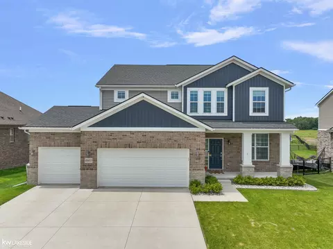 49453 Appaloosa, Macomb, MI 48042