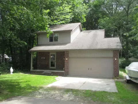 9123 Maple, Clay, MI 48001