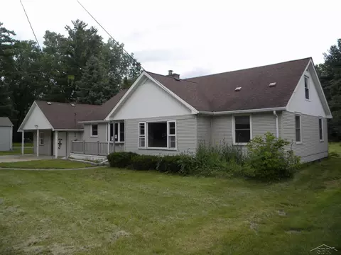 3123 Weigl, Saginaw, MI 48609