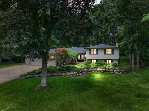6337 Old Coach, Washington Township, MI 48094