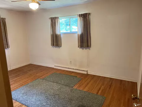 8089 Comanche, Temperance, MI 48182 photo 15