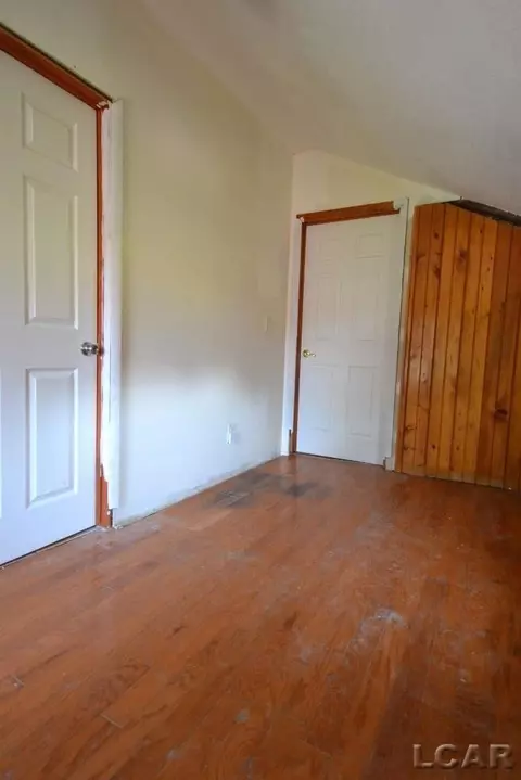 1135 Vine, Adrian, MI 49221 photo 8