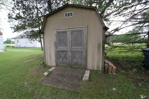 3707 Vivian, Monroe, MI 48162 photo 5
