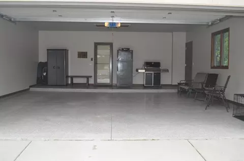 9465 Puttygut, Casco, MI 48064 photo 4
