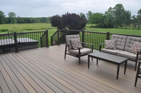 9465 Puttygut, Casco, MI 48064 photo 7