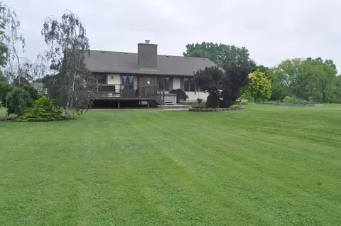 9465 Puttygut, Casco, MI 48064 photo 2