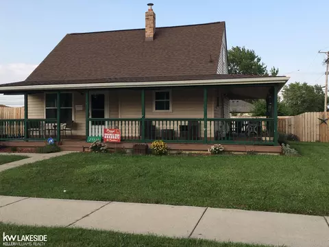 25510 Hoffmeyer, Roseville, MI 48066