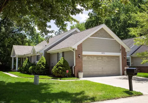 31872 Tall Pnes #12, Roseville, MI 48066