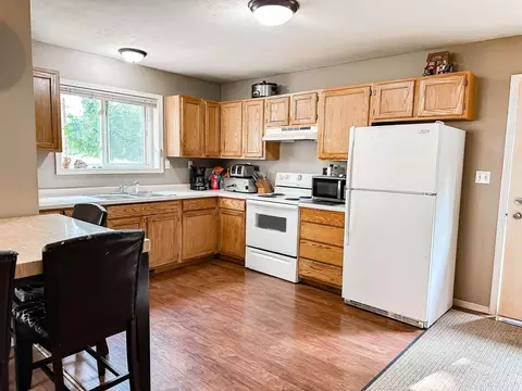 716 Cleveland, Ishpeming, MI 49849 photo 10