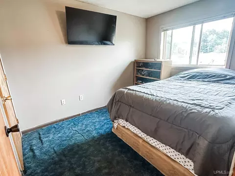 716 Cleveland, Ishpeming, MI 49849 photo 22
