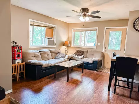716 Cleveland, Ishpeming, MI 49849 photo 8