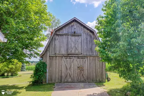 11250 E Potter, Davison, MI 48423 photo 2