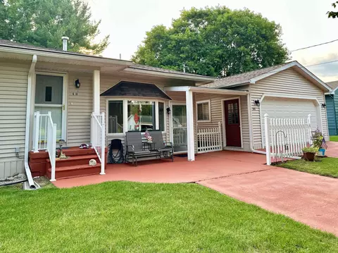 618 S Silverleaf, Gladwin, MI 48624 photo 3