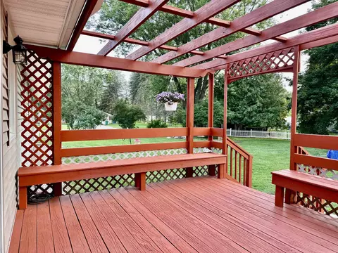 618 S Silverleaf, Gladwin, MI 48624 photo 10