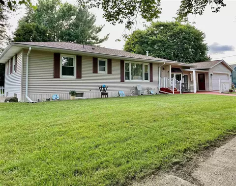 618 S Silverleaf, Gladwin, MI 48624 photo 4