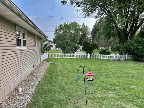618 S Silverleaf, Gladwin, MI 48624 photo 8