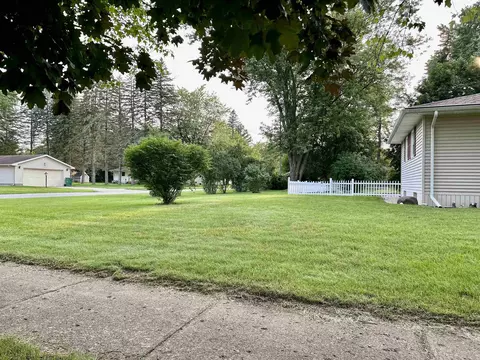 618 S Silverleaf, Gladwin, MI 48624 photo 32