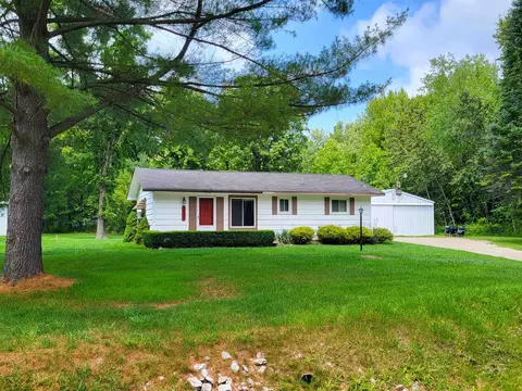 1853 Deer Hvn, Gladwin, MI 48624
