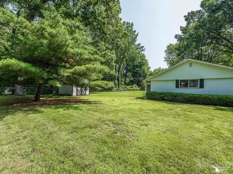 2372 Devonshire, Temperance, MI 48182 photo 8