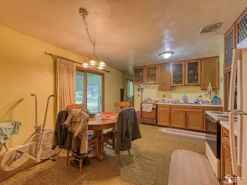 2372 Devonshire, Temperance, MI 48182 photo 13