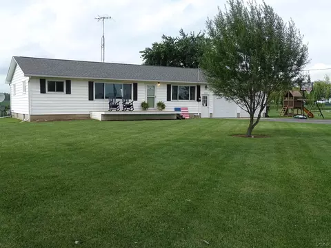8120 W Beecher, Clayton, MI 49235