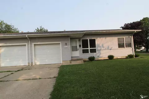 702 Smith, Monroe, MI 48161 photo 3
