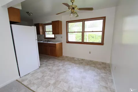 702 Smith, Monroe, MI 48161 photo 13