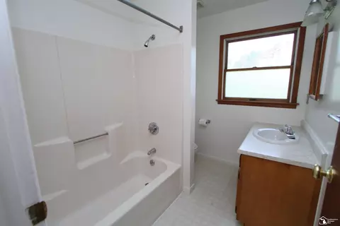 702 Smith, Monroe, MI 48161 photo 21