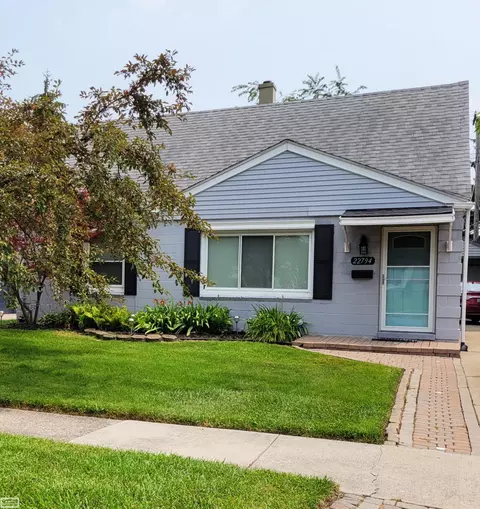 22794 Almond, Eastpointe, MI 48021