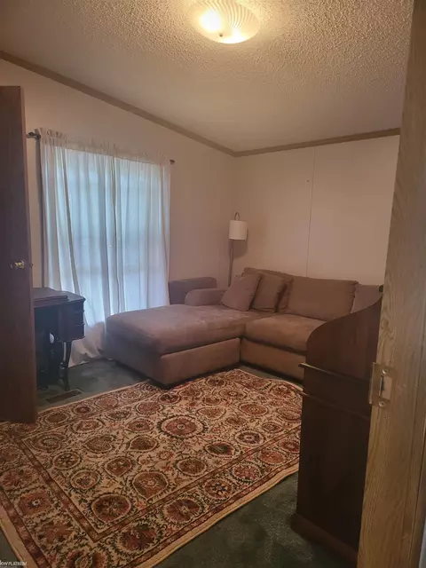 513 Edward, Algonac, MI 48001 photo 4