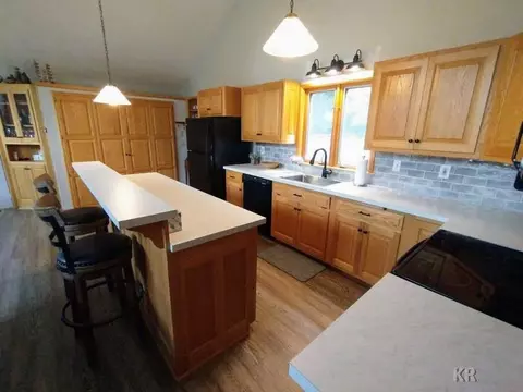 2136 Heather Way, Gladwin, MI 48624 photo 15