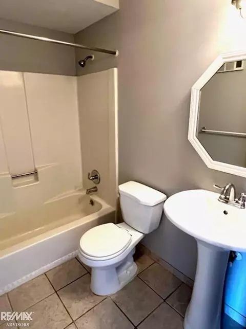 5878 Pointe Tremble, Algonac, MI 48001 photo 13