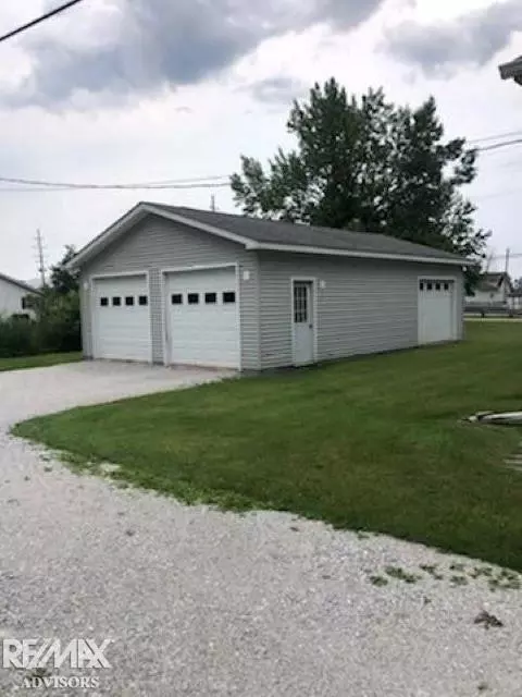 5878 Pointe Tremble, Algonac, MI 48001 photo 3