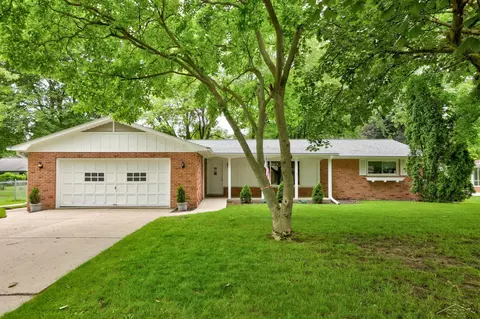 1185 Passolt, Saginaw, MI 48638