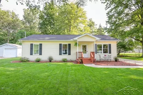 3308 Aaron, Midland, MI 48640