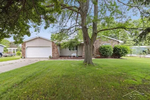 397 Sandridge, Hemlock, MI 48626