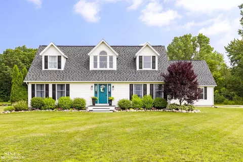 6654 Fred W Moore, Saint Clair, MI 48079