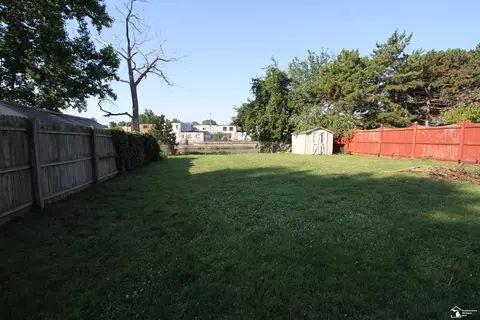 330 Elm, Monroe, MI 48162 photo 7