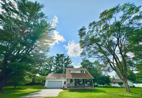528 Beech, Kingsford, MI 49802