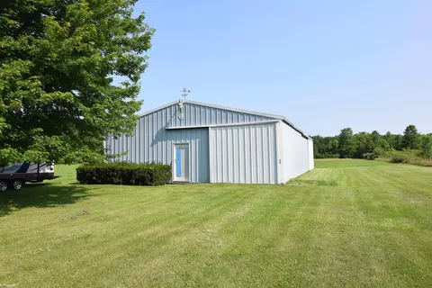 Broadbridge, Ira, MI 48023 photo 4