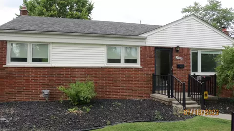 22907 Port, Saint Clair Shores, MI 48082