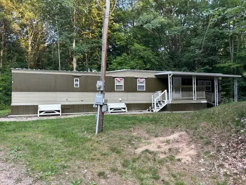 1119 Wild Cherry, Gladwin, MI 48624 photo 19